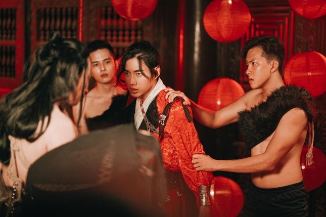 K-ICM kết hợp giọng ca “Túy âm” Xesi trong MV "Túy họa" đậm màu sắc cổ trang ảnh 3