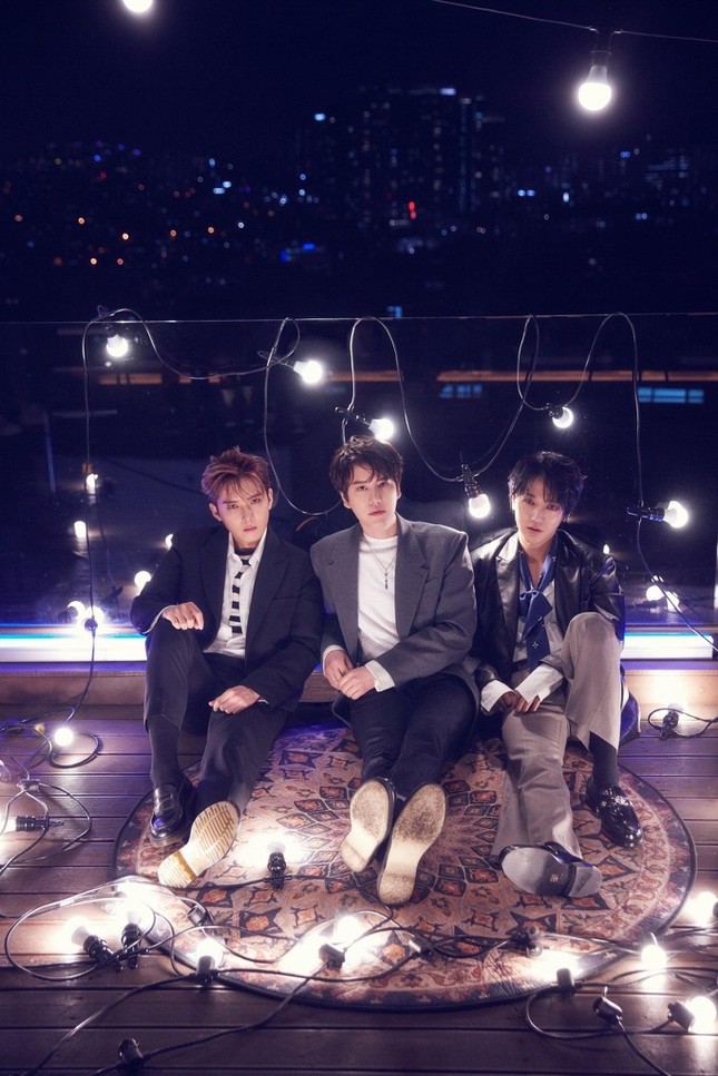 SUPER JUNIOR - K.R.Y. tổ chức concert sau 5 năm bằng hình thức trực tuyến ảnh 2