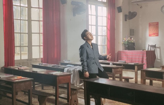 MV mới của Trung Quân lọt Top 5 Trending YouTube, khán giả đòi làm ngay phần 2 ảnh 5
