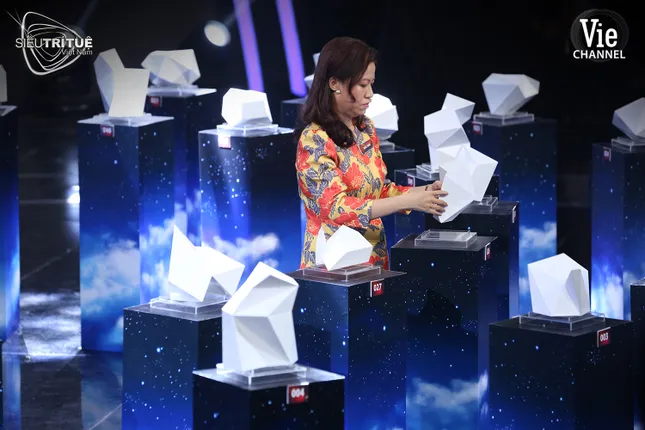 Siêu Trí Tuệ Việt Nam: Thách thức Sudoku lập phương, cậu sinh viên giải đề không cần nhìn ảnh 6
