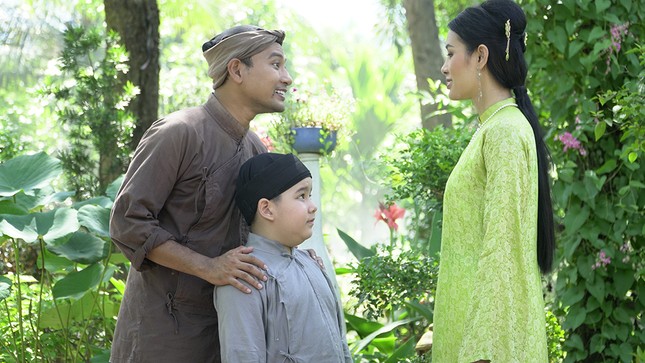 Vào vai chàng Khờ trong phim mới, Huỳnh Đông bị chấn thương gãy tay trên phim trường ảnh 1