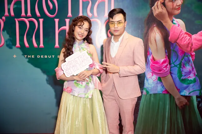 Nhóm Monstar, hotgirl “trứng rán” đến chúc mừng tân binh Hoàng Duyên ra mắt MV ảnh 4