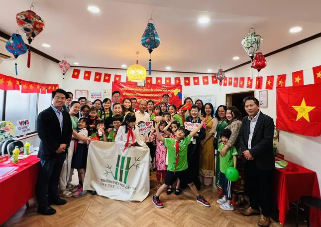 Chủ nhiệm Ủy ban Nhà nước về người Việt Nam ở nước ngoài thăm, gặp gỡ cộng đồng tại Nhật Bản ảnh 2