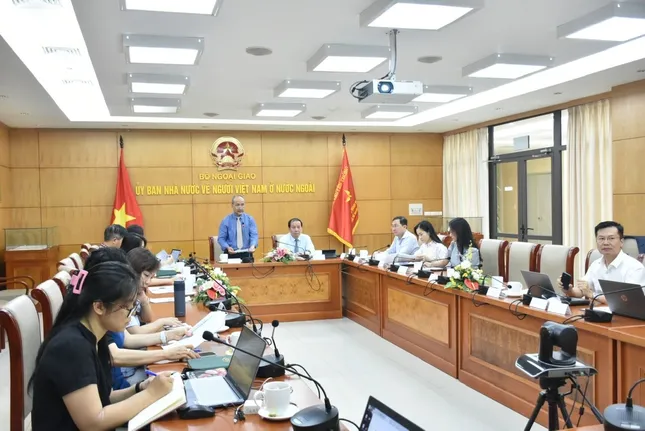 Phổ biến, giải đáp pháp luật cho người Việt Nam sinh sống, làm việc, học tập tại Hàn Quốc ảnh 1