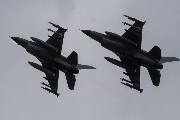 Ukraine nhận toàn bộ máy bay chiến đấu F-16 từ Hà Lan ảnh 1
