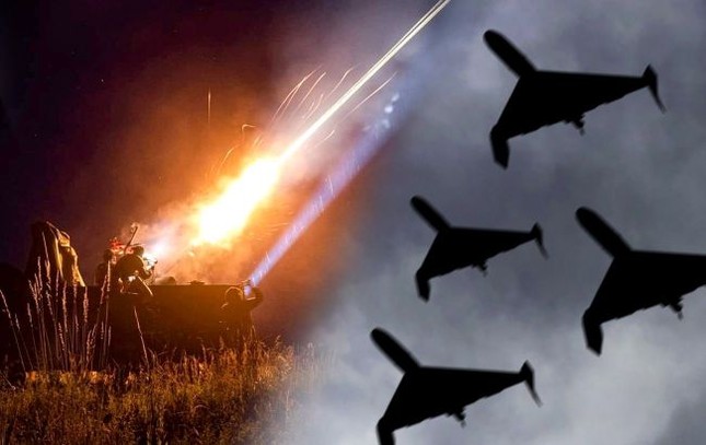 Quan chức Ukraine: Nga đổi chiến thuật tấn công máy bay không người lái ảnh 1