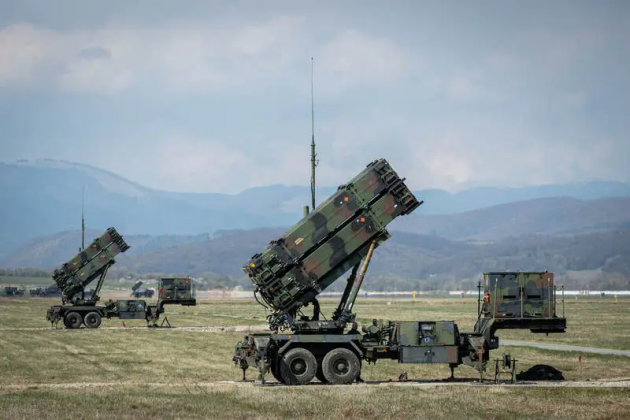 Ukraine sắp được bổ sung &apos;lá chắn thép&apos; Patriot ảnh 1