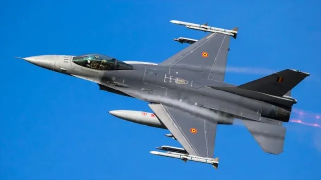 Ukraine nhận được nhiều tiêm kích F-16 từ Na Uy ảnh 1
