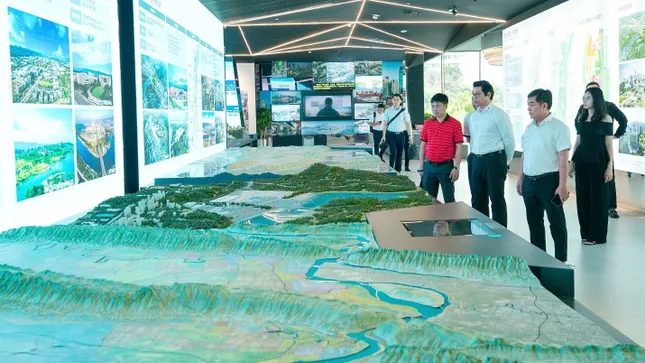 Văn Phú - Đèo Cả bắt tay đề xuất dự án Đại lộ cảnh quan ven sông Hồng ảnh 2