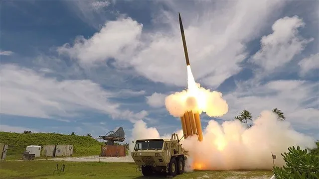 Mỹ chi gần 1 tỷ đô la giúp Israel chặn &apos;mưa hỏa lực&apos; Iran ảnh 1