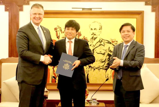 Việt Nam chính thức đạt điều kiện bay thẳng tới Mỹ ảnh 1