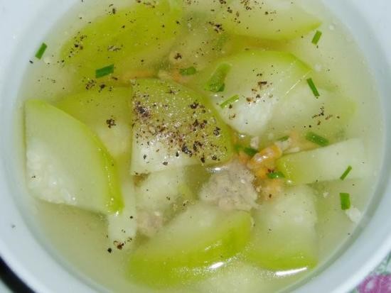 Người bệnh thủy đậu nên ăn bí đao, mướp đắng, đậu xanh, đậu đen, khoai tay, cải bắp, ngải cứu,... Người bệnh thủy đậu nên ăn bí đao, mướp đắng, đậu xanh, đậu đen, khoai tay, cải bắp, ngải cứu,...