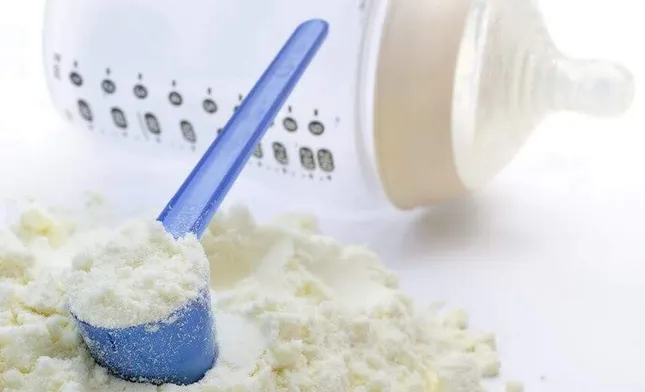 Độc vô cùng khi pha sữa với nước cơm cho trẻ uống ảnh 1