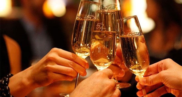 Dấu hiệu gan đang bị 'phá nát' do rượu bia ảnh 3