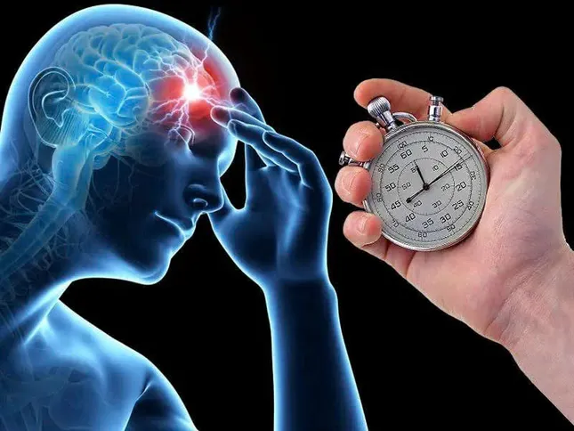 Căn bệnh có thể gây chảy máu não, dễ nhầm với đột quỵ ảnh 2