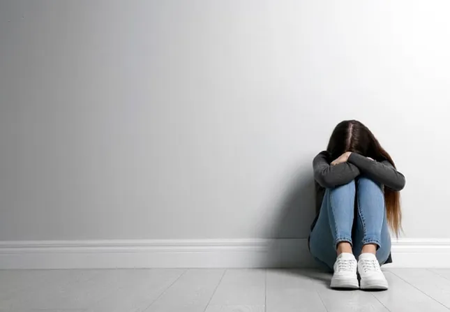 Trầm cảm tuổi học đường: Cha mẹ nhận biết sớm, đừng để con &apos;nghĩ quẩn&apos; rồi ân hận ảnh 1
