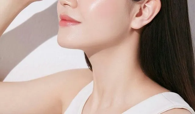 Dấu hiệu nhận biết da bị lão hóa và cách dưỡng cực đơn giản nhưng 'đẹp không tỳ vết' ảnh 2