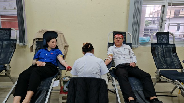 Mẹ và hai con gái ở Huế cùng đăng ký hiến mô, tạng ảnh 2