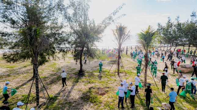 Tuổi trẻ cả nước hướng về biển, đảo và môi trường ảnh 3