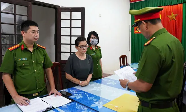 Khởi tố đối tượng làm cà phê giả tại Huế ảnh 1
