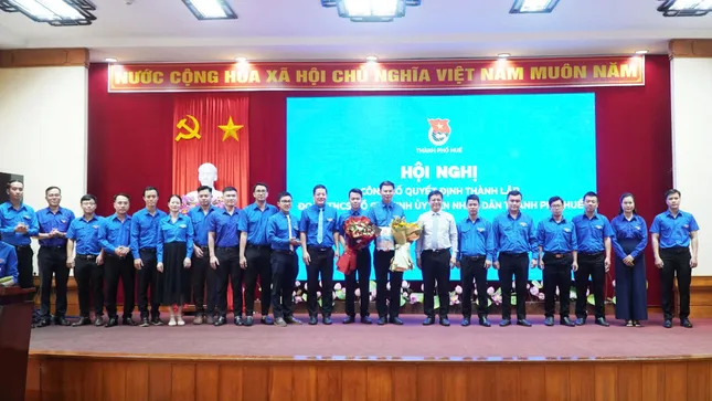 Thành lập Đoàn TNCS Hồ Chí Minh UBND TP Huế ảnh 1