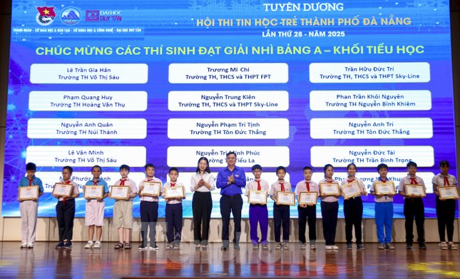 Nhiều thí sinh xuất sắc tại hội thi Tin học trẻ Đà Nẵng ảnh 3