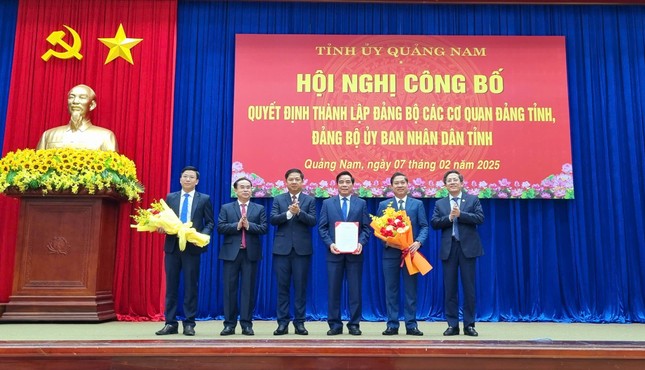 2 Phó Bí thư Tỉnh ủy Quảng Nam giữ thêm chức vụ mới ảnh 2