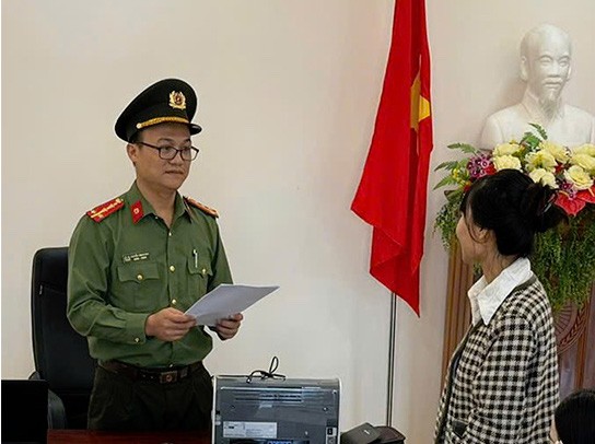Khởi tố 3 đối tượng vận chuyển trái phép tiền tệ qua biên giới ảnh 1