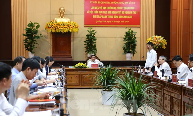 Thường trực Ban Bí thư: &apos;Chọn cán bộ sai thì hệ luỵ rất nghiêm trọng&apos; ảnh 2