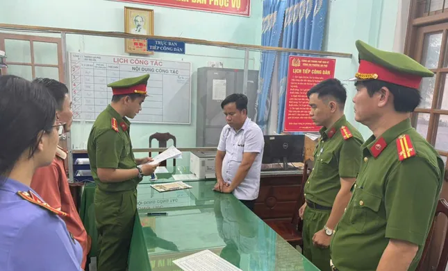 Bắt nguyên trưởng phòng bồi thường trung tâm phát triển quỹ đất ở Quảng Nam ảnh 2