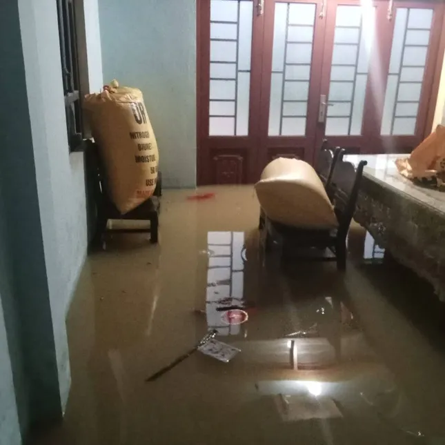 Quảng Nam mưa như trút, nhiều nơi ngập sâu ảnh 8