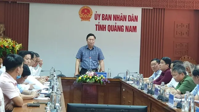 Mua máy xét nghiệm 7,23 tỷ đồng: Hủy thầu, đề nghị kiểm điểm 2 giám đốc sở ảnh 2