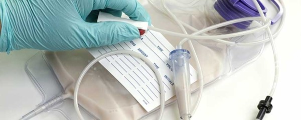 Phẫn nộ người mẹ bắt con gái khỏe mạnh ngồi xe lăn suốt 8 năm, nói dối do bị tự kỷ ảnh 2