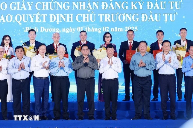 Thủ tướng dự lễ khởi công cao tốc TPHCM-Thủ Dầu Một-Chơn Thành đoạn qua Bình Dương ảnh 5