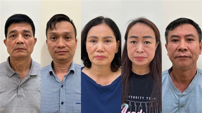 Nguyên Cục trưởng Cục An toàn thực phẩm Bộ Y tế bị bắt sau vụ thu giữ 100 tấn thực phẩm chức năng giả ảnh 1