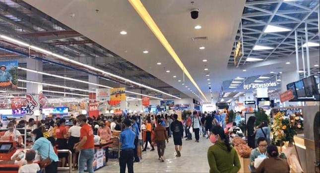 Bất chấp dịch COVID-19, siêu thị ở Quảng Ngãi vẫn tưng bừng khai trương ảnh 3