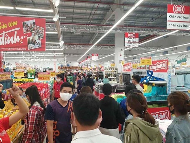 Bất chấp dịch COVID-19, siêu thị ở Quảng Ngãi vẫn tưng bừng khai trương ảnh 2