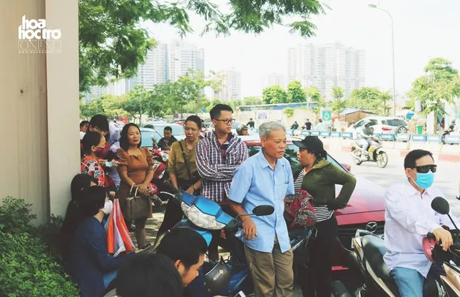 Đề thi Toán lớp 10 THPT công lập tại Hà Nội: Khá dễ thở, phổ điểm sẽ từ 7,5 - 8 điểm ảnh 5