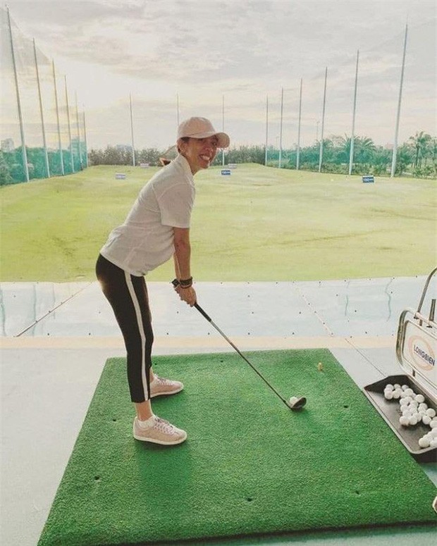 Dàn mỹ nhân V-Biz nhập hội chơi golf đọ sắc vóc thần thái đầy “chanh sả” ảnh 11