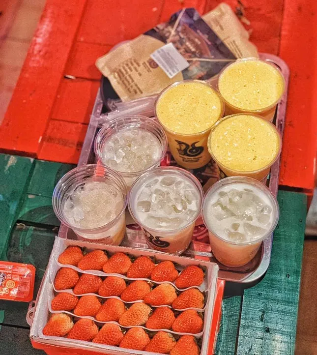 Sốt xình xịch “Hong Kong thu nhỏ 10K” cực chill ở Hà Nội ảnh 7