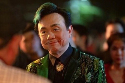 Khán giả bật khóc khi thấy đồ vật Hoài Linh để trên bàn thờ lập riêng tưởng nhớ Chí Tài ảnh 2