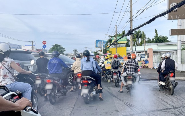 Bắt đầu kiểm định khí thải xe máy khi nào? ảnh 1