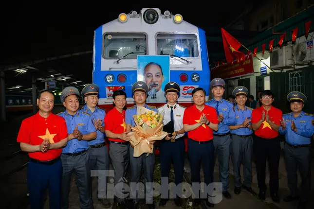 Đường sắt bất ngờ lãi đậm ảnh 2
