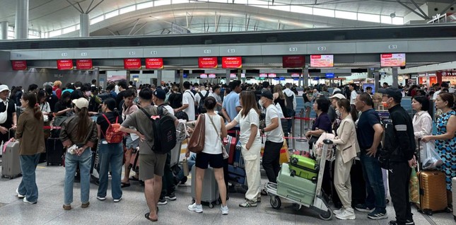 1.440 chuyến bay đến/đi từ TPHCM trong 2 ngày nghỉ lễ ảnh 1