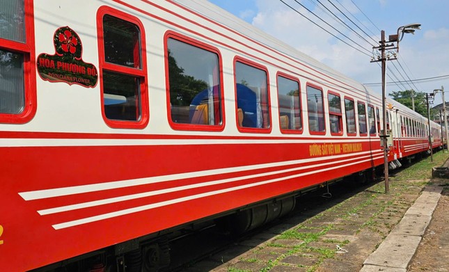 Khác biệt trên đoàn tàu Hà Nội - Hải Phòng mới toanh sắp vận hành ảnh 1