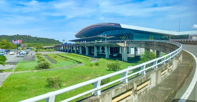 Đề xuất mới về việc &apos;lên đời&apos; sân bay Phú Quốc ảnh 2
