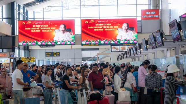 23 triệu người đi máy bay Việt Nam trong 5 tháng ảnh 1