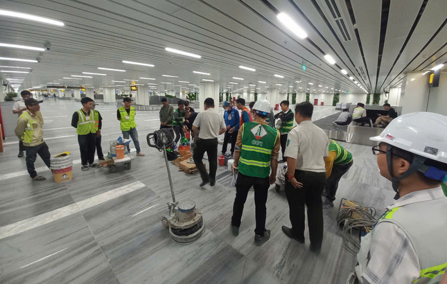 Lý do nền đá nhà ga T3 sân bay Tân Sơn Nhất chưa hoàn thiện ảnh 1