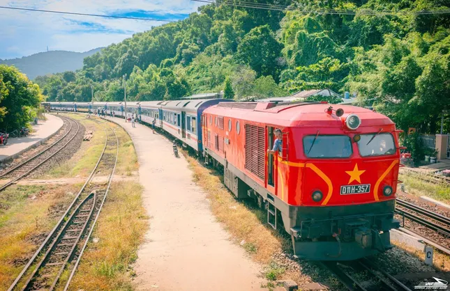 Đường sắt bất ngờ lãi đậm ảnh 1