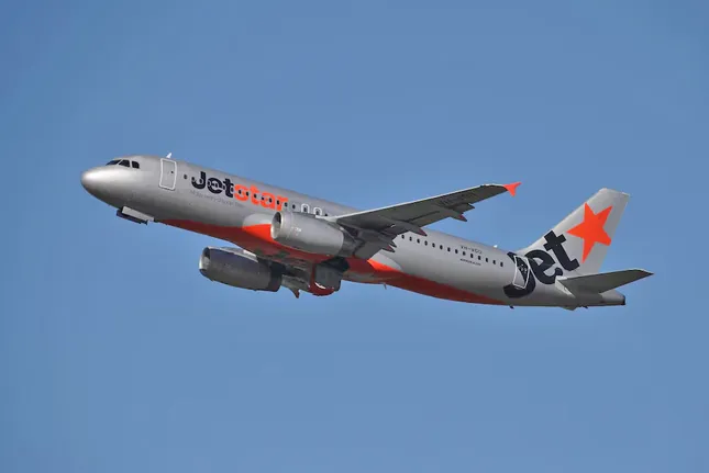 Sắp &apos;khai tử&apos; Hãng hàng không Jetstar Asia ảnh 1